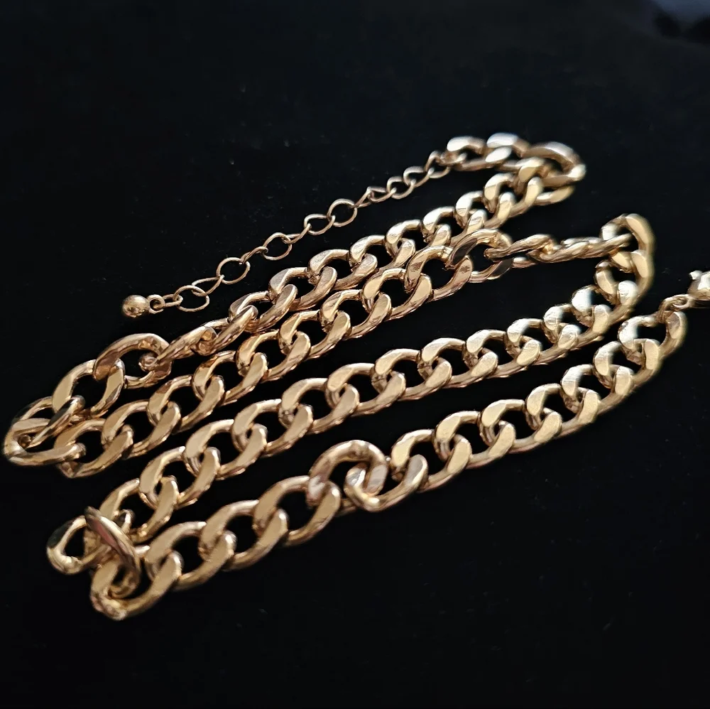 Cuban Link Chain - Picture 4 of 5